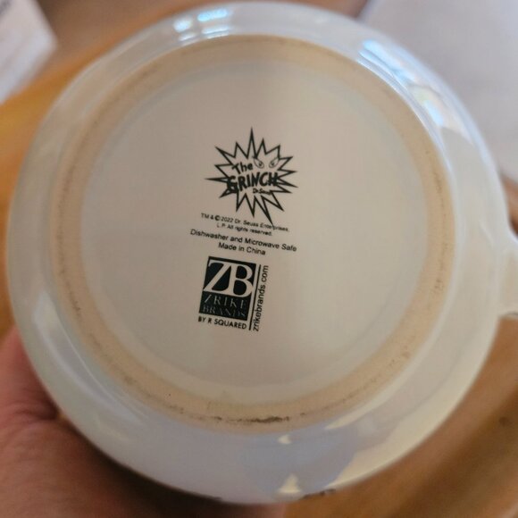 Grinch Mug - Picture 5 of 5